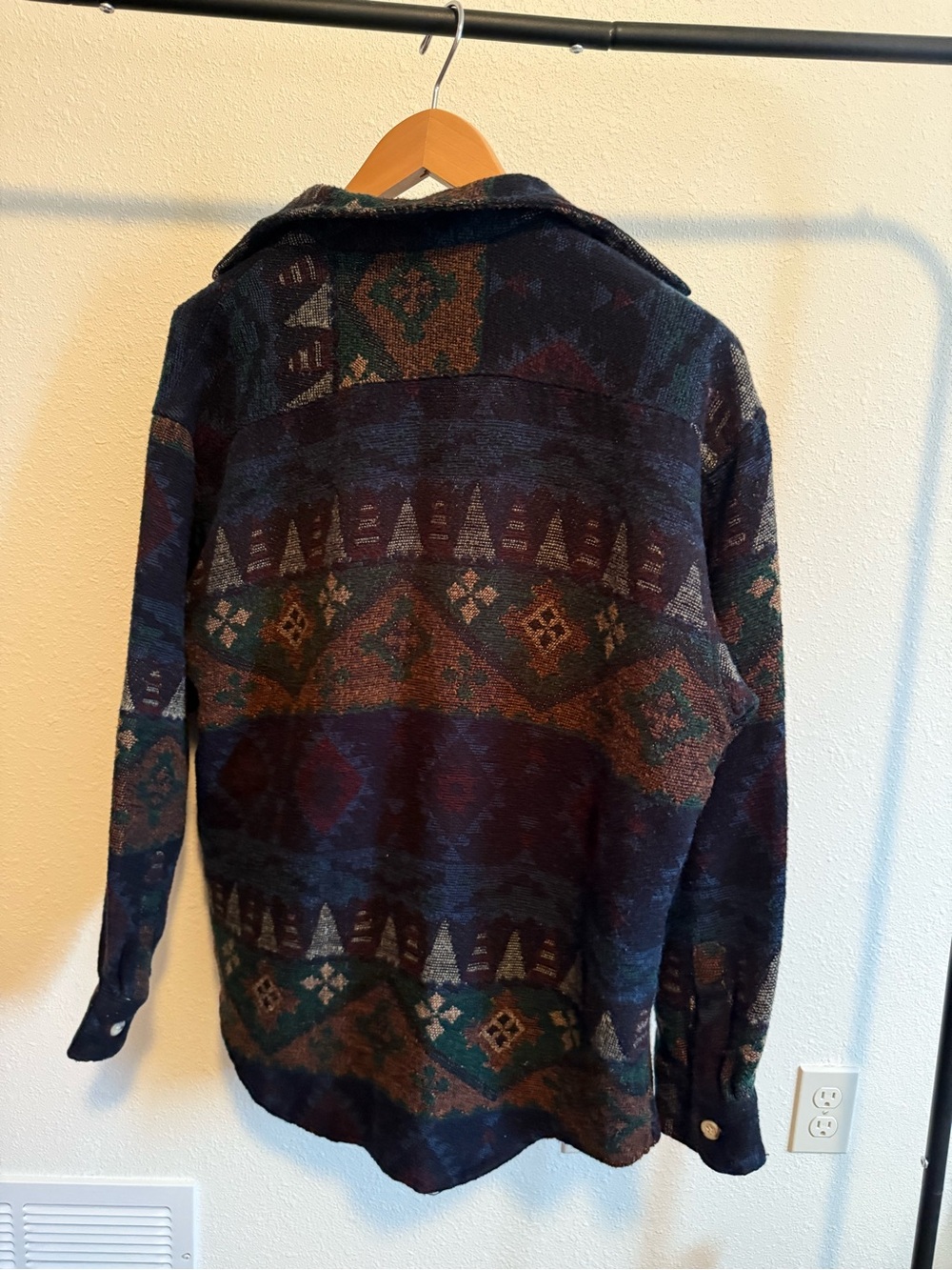 Men’s Multicolor Patterned Jacket - Picture 3 of 3